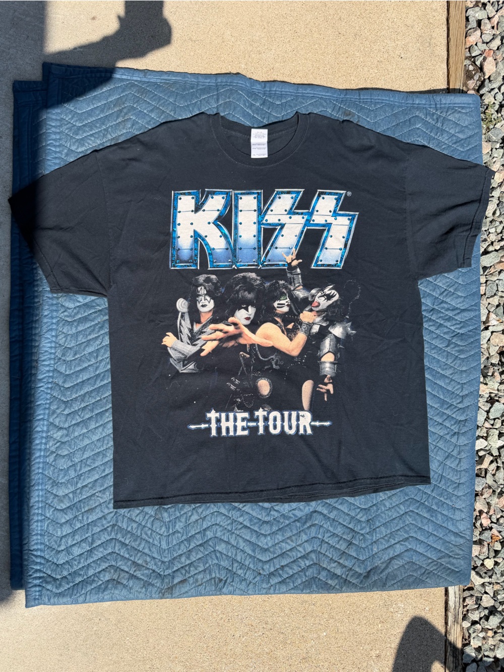 Men’s KISS band Tshirt 2XL